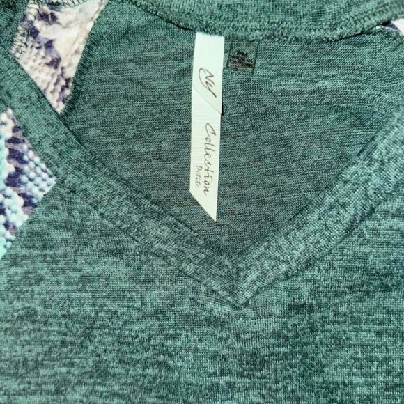 Green Long Sleeve Sweater With - Picture 2 of 2